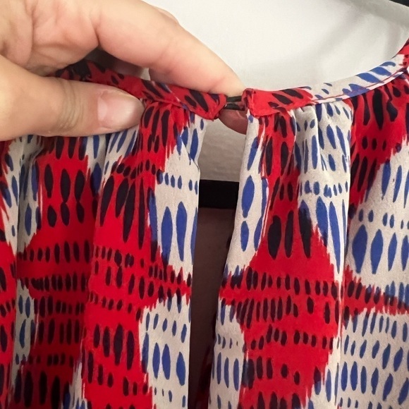 MAGGY LONDON Red White & Blue Patterned Handkerchief Hem A Line Dress Sz 4 - Picture 5 of 8